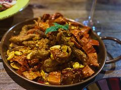 sisters秘制麻辣鸭舌-SISTERS BAR RESTAURANT川意酒馆(嘉善老市H楼店)