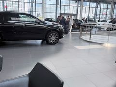 -杭州中升之星奔驰4S店(滨江店)