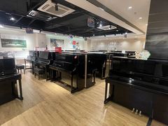 -柏斯音乐艺术中心·钢琴·吉他(上音店)