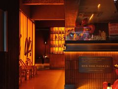 -何师烧烤Pro ·江湖川菜·小龙虾·精酿(太古里旗舰店)