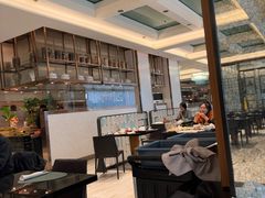 -东方红海鲜百汇(国际大厦店)