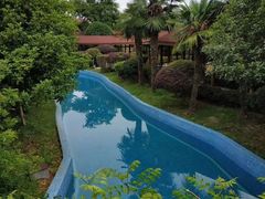 -金孔雀温泉旅游度假村