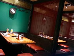 卡座-肉魁屋·烧肉·烧鸟·酒场(高新店)
