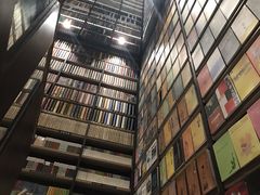 -钟书阁(群光广场店)