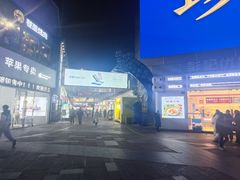 -万达广场(南昌红谷滩店)