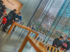-Apple零售店(新街口店)
