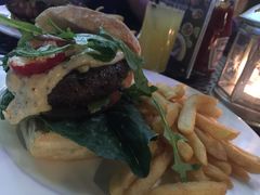 汉堡嘉年华-bluefrog蓝蛙(水游城店)