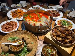 -苗家大院酸汤鱼(贵阳北站店)