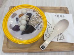 -满记甜品(优客百盛店)