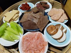 英雄八大碗-麻辣英雄重庆火锅(二城广场店)