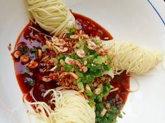 -有红鸡毛店·川菜(建设路店)