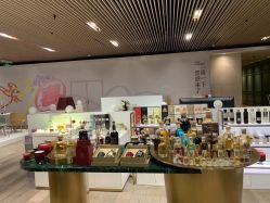 -SCENT BOUTIQUE