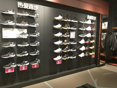 -耐克(恒隆广场店)