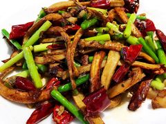 干锅鲜茶树菇-峨嵋酒家(德内店)