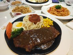 -汤姆家的牛排意面披萨(融创茂店)
