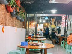 大堂-知味脆皮鸡