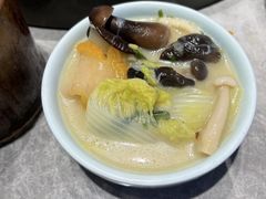 -滇香肴·云南菜蒸汽石锅鱼(云南北路店)