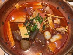 -成都你六姐·牛肉冒菜(上海环宇荟店)