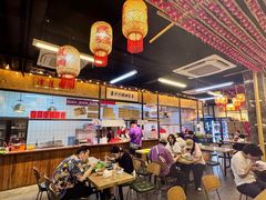 -丽丽三鲜螺蛳粉(田林路店)