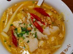 -渝是乎酸菜鱼(龙旗购物中心店)