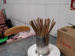 -陆师傅砂锅烫菜(圆通街店)