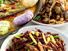 -丹水桥地锅鱼·翘嘴鲌·地方特色全鱼宴(丹江口大坝店)