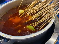 微辣锅底-马路边边串串香(双井直营店)