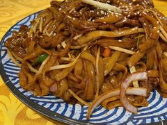 干炒牛河-天宝食坊·啫啫煲大排档(西华路店)