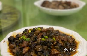 Braised Snail Tendons