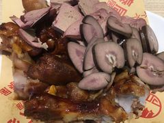 -六泰居·尔滨地标·东北菜(泰山路店)