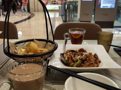 干炒牛河-鹅冠港式茶餐厅(来福士店)