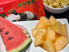 -辣尚瘾·烤鱼·新川菜(牡丹园直营店)
