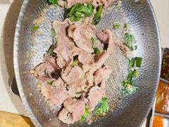 -蚂蚁洞·烤肉大营地(上海静安大悦城店)
