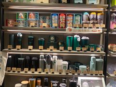 -星巴克臻选(上海今潮8弄店)