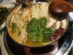 客家黑鸡汤-黑鸡小馆(金源店)