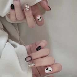 -悦指间美甲美睫