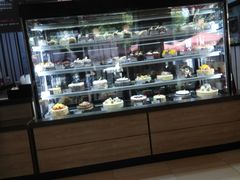 面包甜点陈列柜-85度C(株洲新华西店)