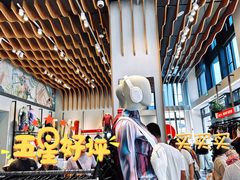 -lululemon(比斯特购物村店)