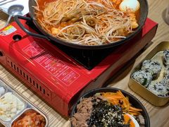 辣汤鸡爪-吴草鸡爪오초닭발韩食堂(融恒盈嘉中心店)