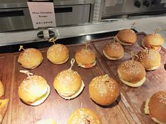 小龙虾汉堡-新发展亚太JW万豪酒店·福苑咖啡厅