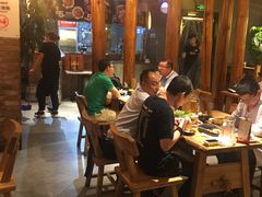 大堂-聚点串吧·北京烧烤(赵登禹路店)