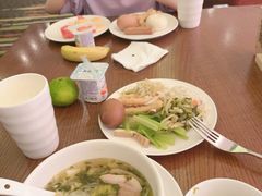 -上海松江假日酒店