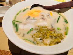 -荣家黄鱼面(南京西路店)