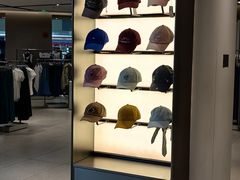 -URBAN REVIVO(七宝领展广场店)