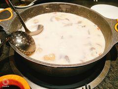 -煲宫猪肚鸡(昆山金鹰国际购物中心店)