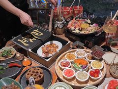 -包整·丝娃娃(一览甲秀楼风景店)