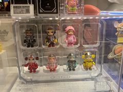 -泡泡玛特POPMART(蓝色港湾店)