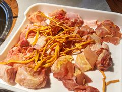 -花菇朵·云山雀 ll 野生菌锅·野果酸汤·精品滇菜(万柳店)