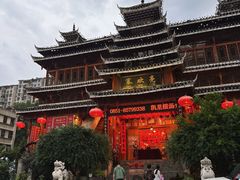 -亮欢寨酸汤鱼(沙冲路店)