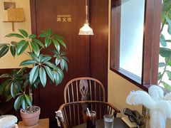 -Café Monson